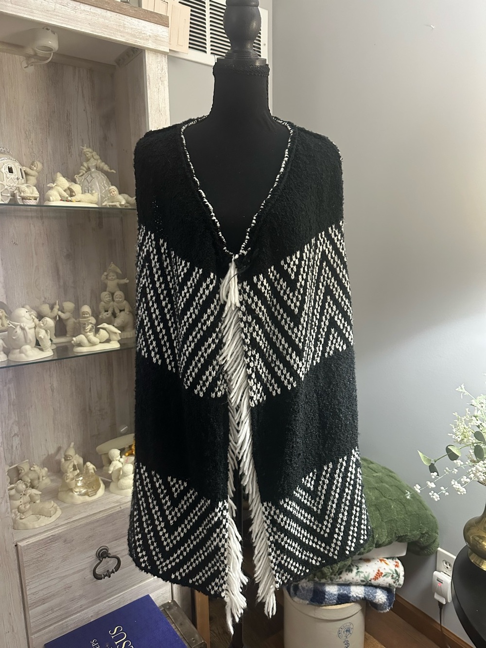 Maurices Black and White Chevron Fringe Poncho